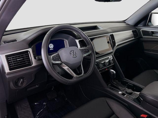 2023 Volkswagen Atlas Cross Sport Vehicle Photo in Puyallup, WA 98371