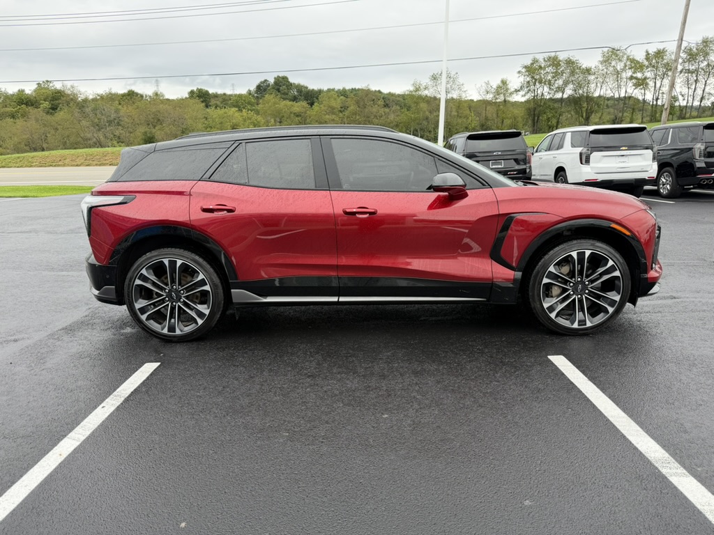 2025 Chevrolet Blazer EV photo 7 of 36