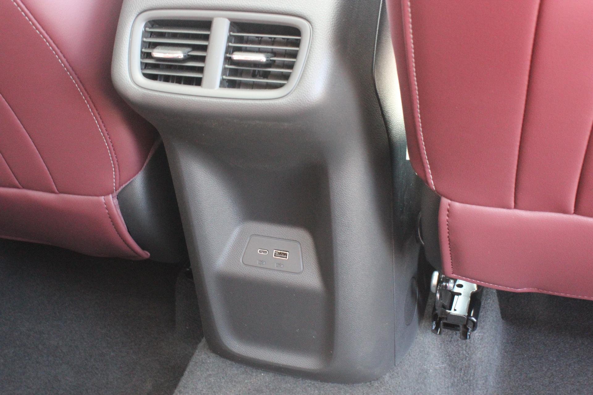 2025 Buick Envision Vehicle Photo in AURORA, CO 80012-4011