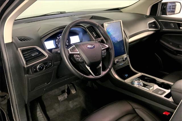 2024 Ford Edge Vehicle Photo in Lees Summit, MO 64086