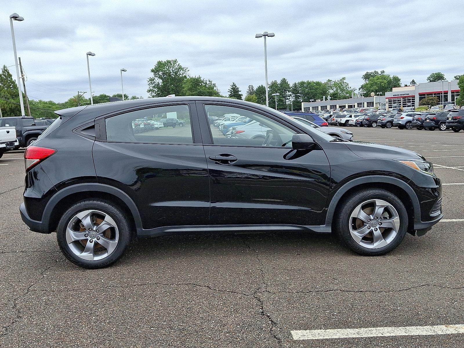2022 Honda HR-V Vehicle Photo in Trevose, PA 19053