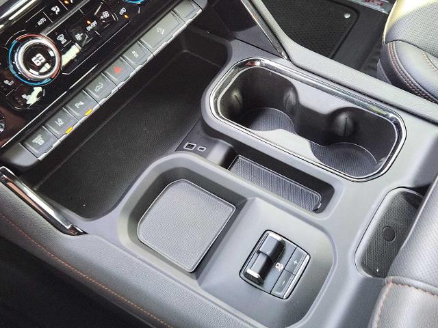2025 GMC Sierra 2500 HD Vehicle Photo in DENTON, TX 76210-9321