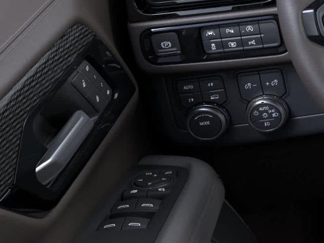2025 GMC Yukon XL Vehicle Photo in ZELIENOPLE, PA 16063-2910