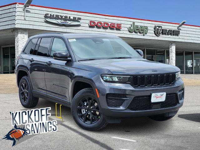 2025 Jeep Grand Cherokee Vehicle Photo in Ennis, TX 75119-5114