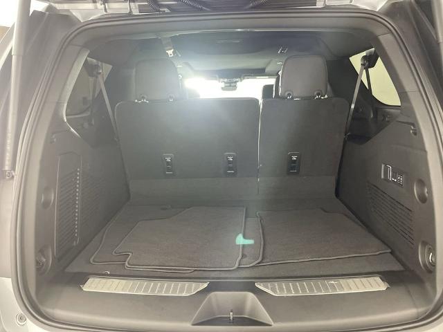 2025 GMC Yukon XL Vehicle Photo in GILBERT, AZ 85297-0402