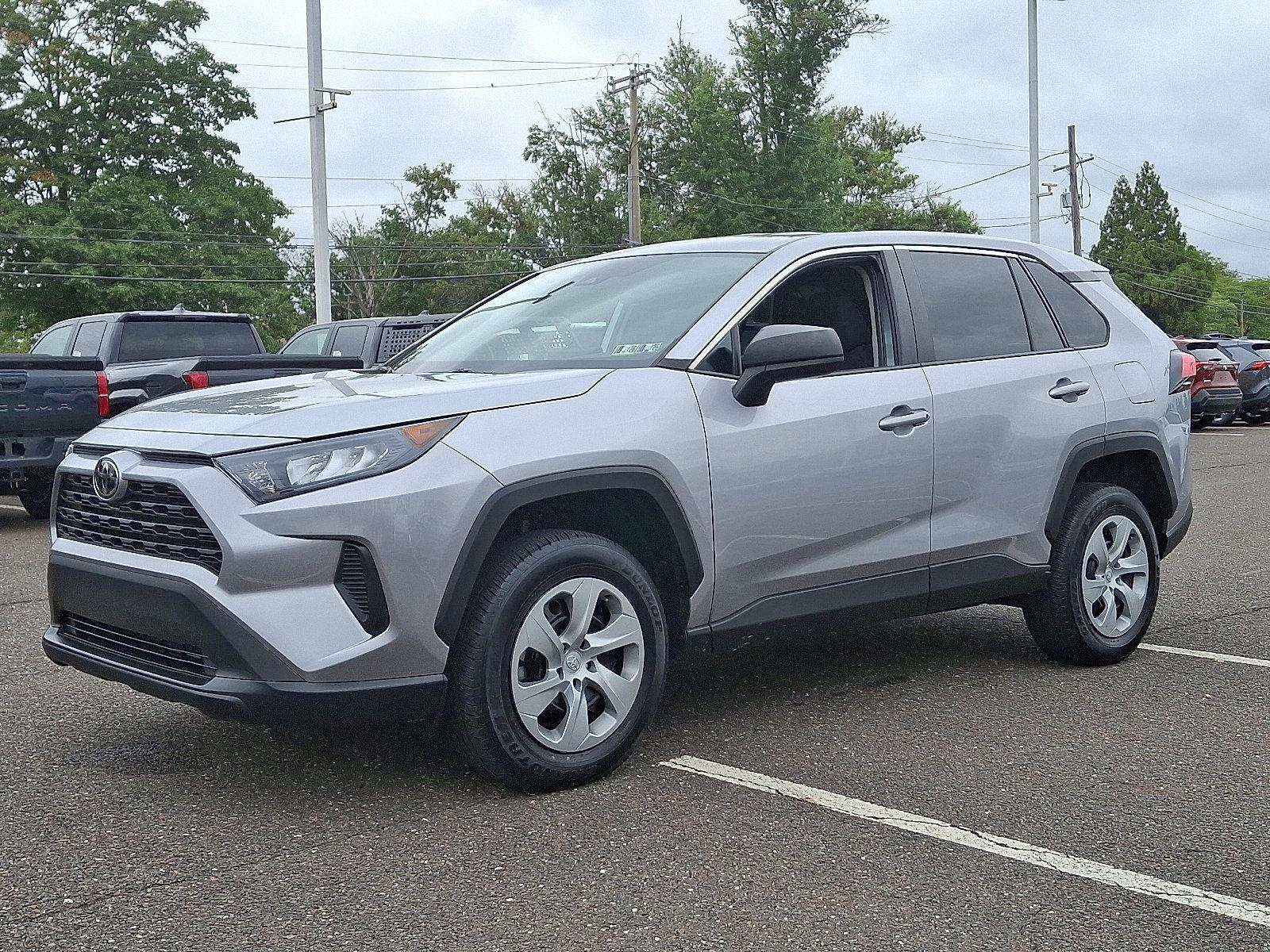 2022 Toyota RAV4 Vehicle Photo in Trevose, PA 19053