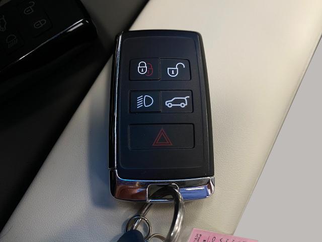 2024 Range Rover Vehicle Photo in Appleton, WI 54913