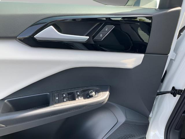 2025 Volkswagen Taos Vehicle Photo in Oshkosh, WI 54904