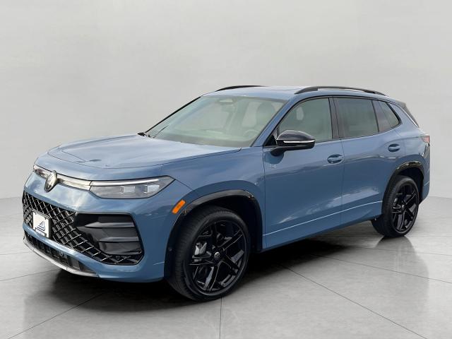 2026 Volkswagen Tiguan Vehicle Photo in Oshkosh, WI 54904