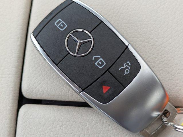 2024 Mercedes-Benz GLE Vehicle Photo in BRUNSWICK, GA 31525-1881