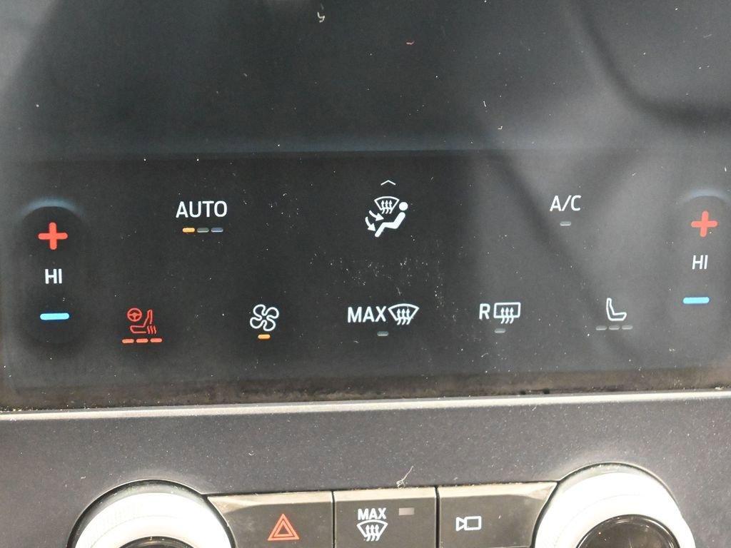 2022 Ford Edge Vehicle Photo in Cedar Rapids, IA 52402