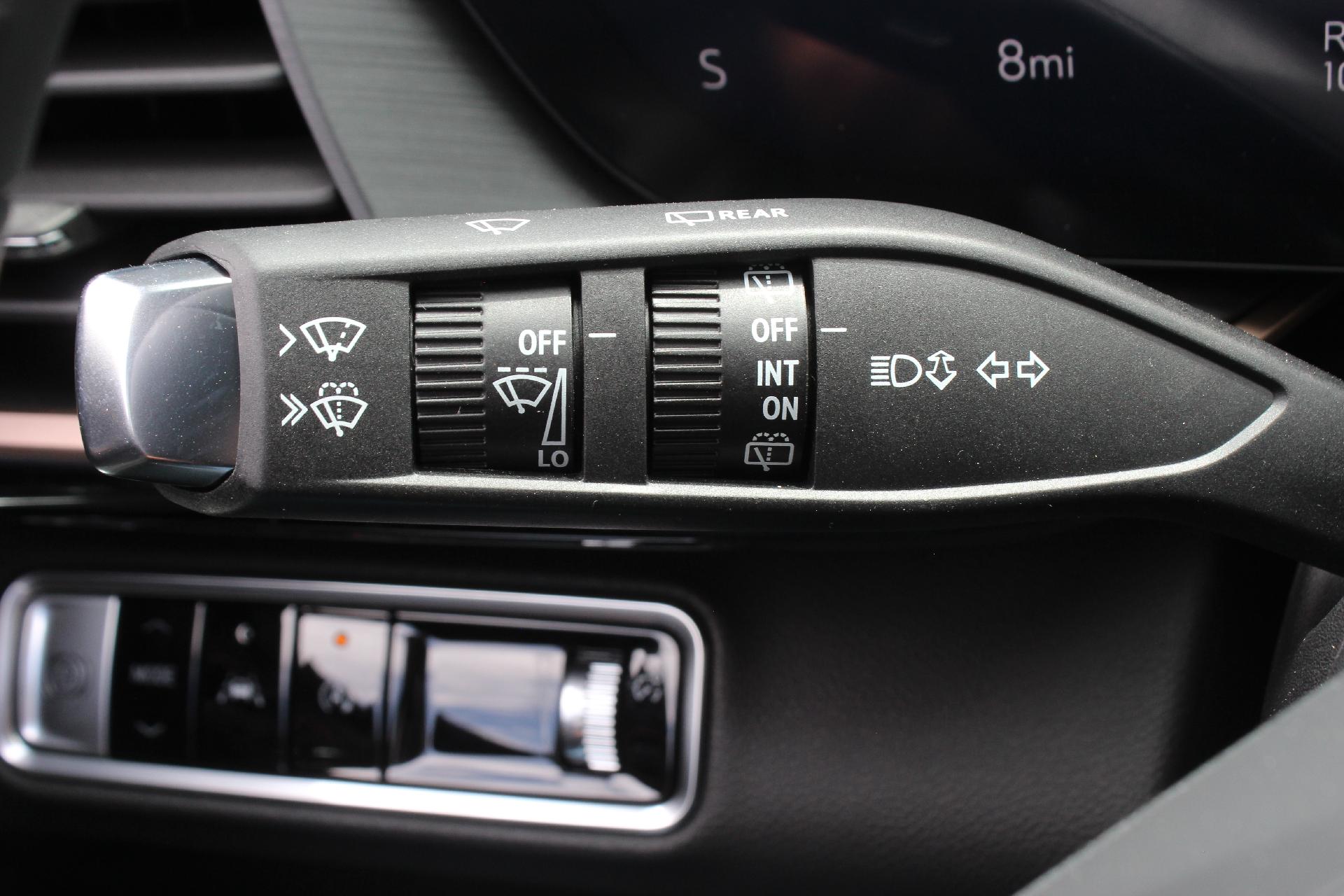 2025 Buick Envision Vehicle Photo in AURORA, CO 80012-4011