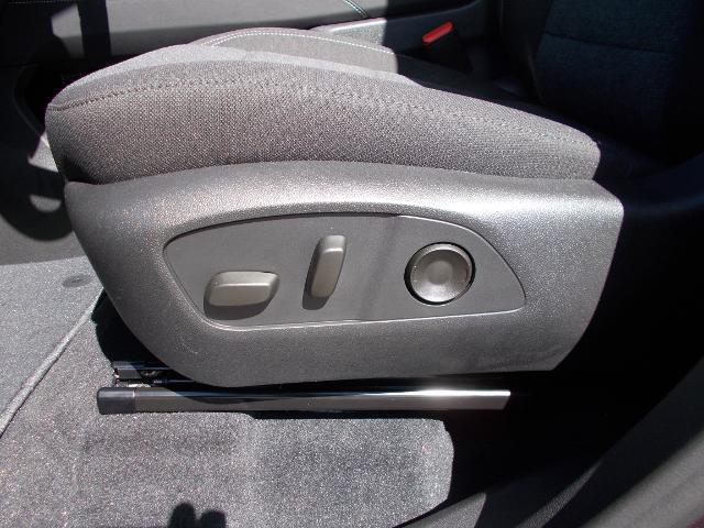 2026 GMC Acadia Vehicle Photo in LOWELL, MA 01852-4336