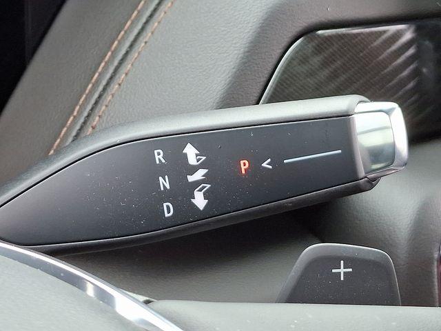 2025 GMC Yukon Vehicle Photo in DANBURY, CT 06810-5034