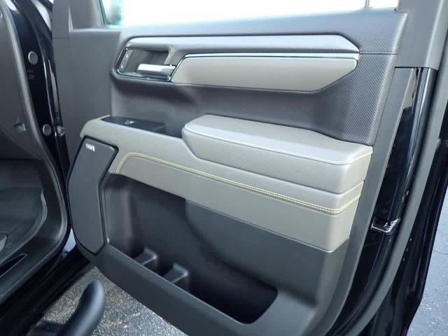 2024 Chevrolet Silverado 1500 Vehicle Photo in ZELIENOPLE, PA 16063-2910