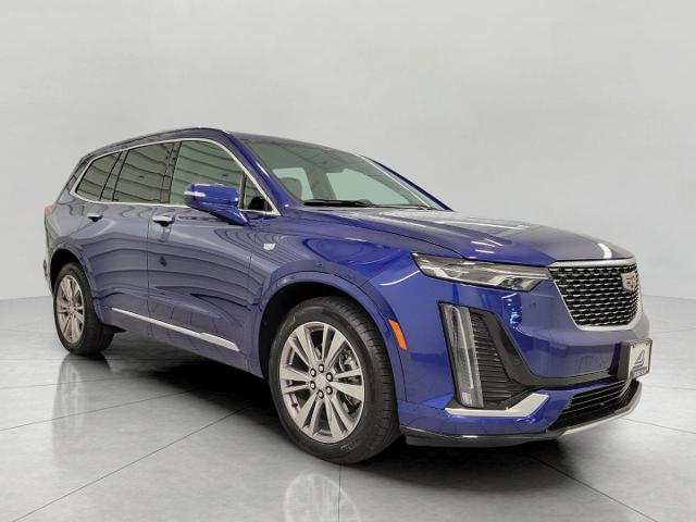 2025 Cadillac XT6 Vehicle Photo in NEENAH, WI 54956-2243