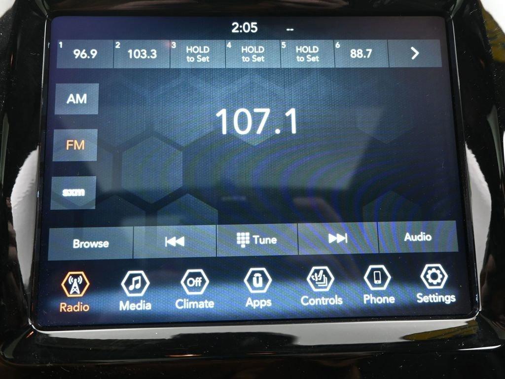 2021 Jeep Cherokee Vehicle Photo in Cedar Rapids, IA 52402