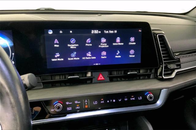 2023 Kia Sportage Vehicle Photo in Lees Summit, MO 64086