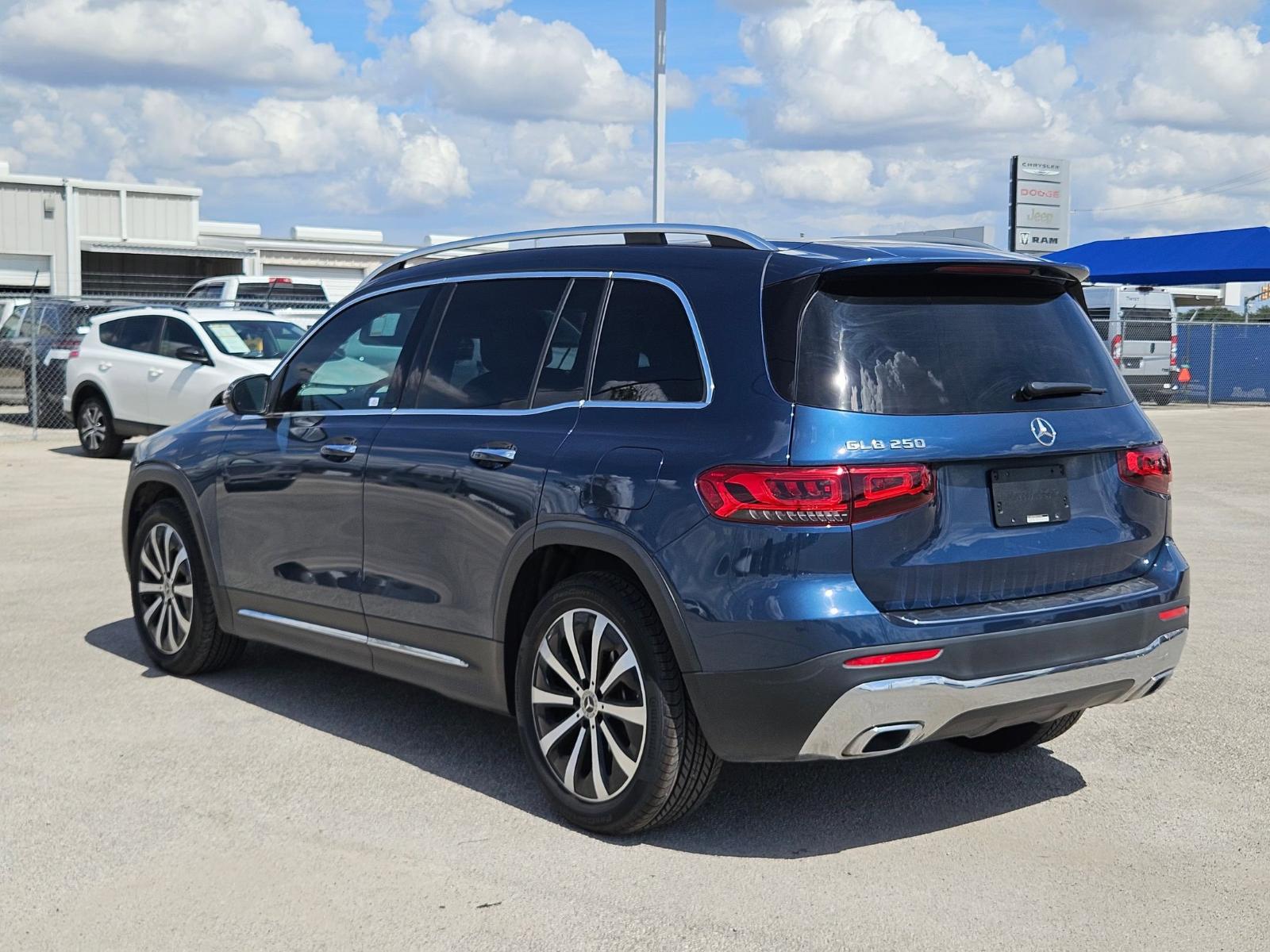 2022 Mercedes-Benz GLB Vehicle Photo in Seguin, TX 78155