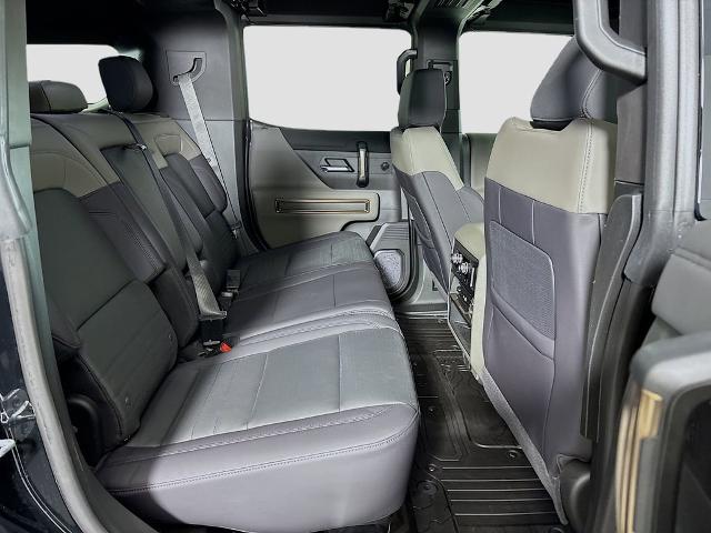 2025 GMC HUMMER EV SUV Vehicle Photo in PUYALLUP, WA 98371-4149