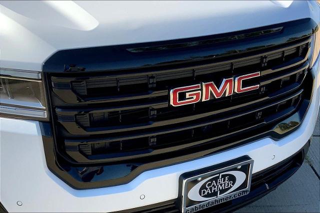 2023 GMC Acadia Vehicle Photo in TOPEKA, KS 66609-0000