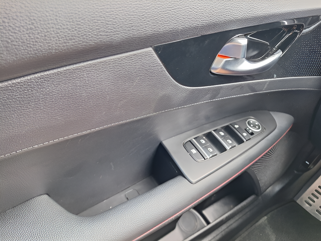 2023 Kia Forte photo 19 of 30