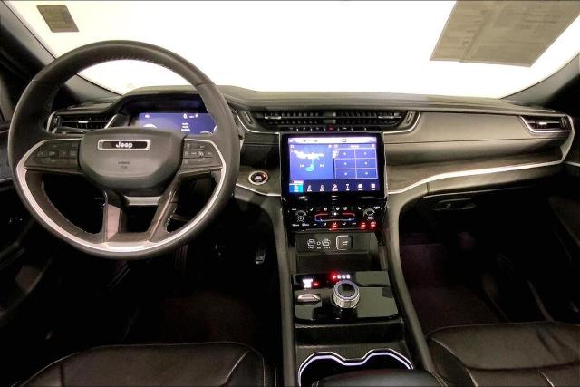 2024 Jeep Grand Cherokee L Vehicle Photo in Kansas City, MO 64114