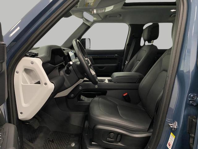 2025 Defender Vehicle Photo in Appleton, WI 54913