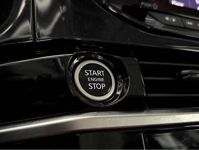 2022 Nissan Pathfinder Vehicle Photo in Savannah, GA 31419