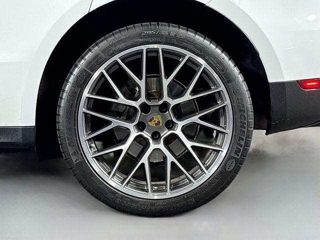 2021 Porsche Macan Vehicle Photo in Puyallup, WA 98371