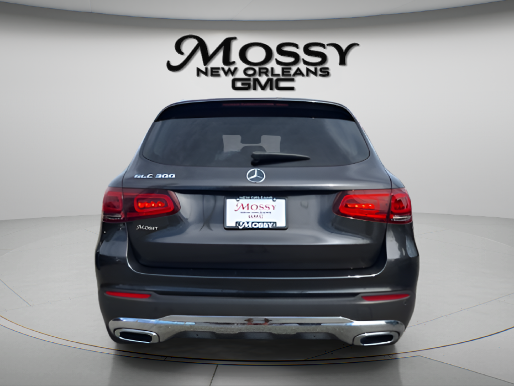2022 Mercedes-Benz GLC photo 6 of 30