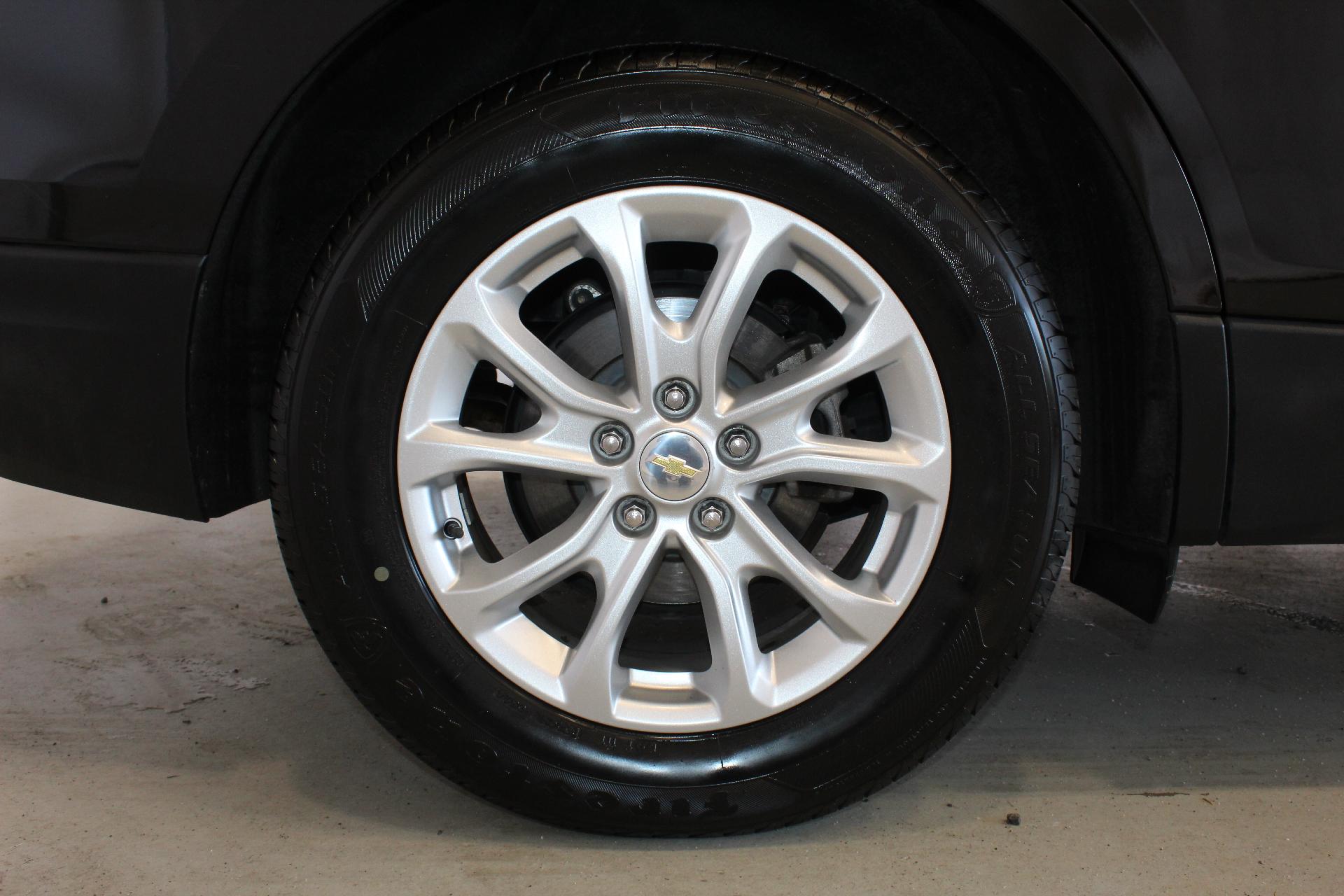2020 Chevrolet Equinox Vehicle Photo in NORTHAMPTON, MA 01060-1120