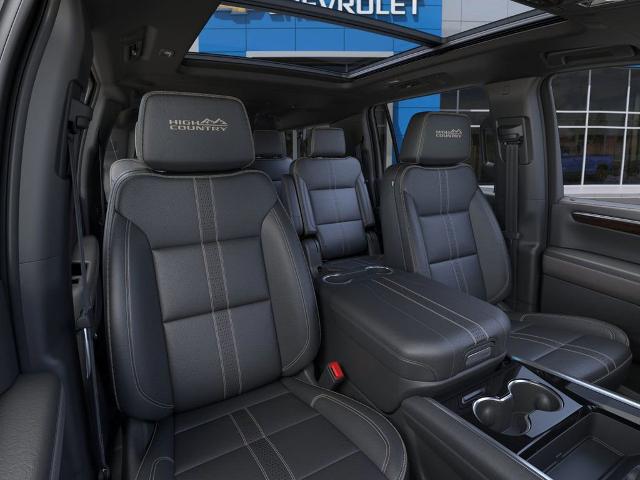 2026 Chevrolet Suburban Vehicle Photo in PUYALLUP, WA 98371-4149