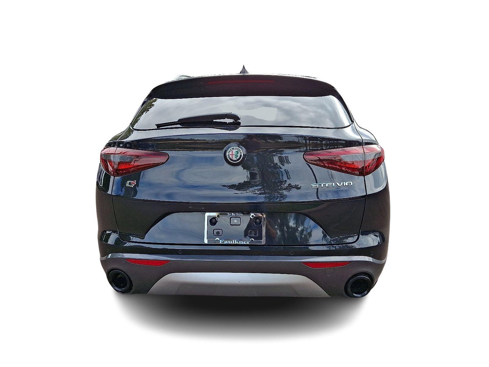 2022 Alfa Romeo Stelvio Vehicle Photo in Willow Grove, PA 19090