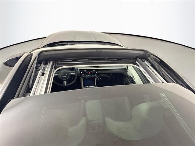 2025 Hyundai TUCSON Hybrid Vehicle Photo in Everett, WA 98204