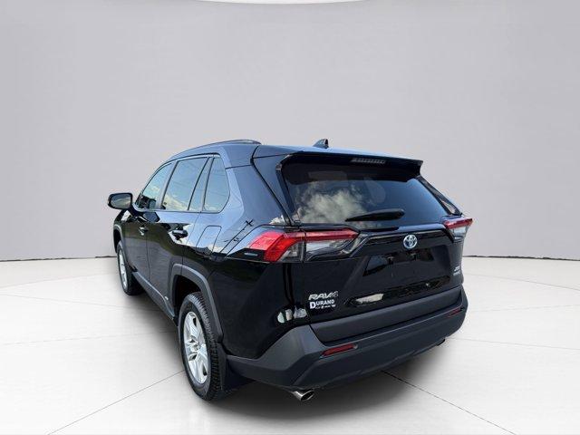 2020 Toyota RAV4 Vehicle Photo in LEOMINSTER, MA 01453-2952