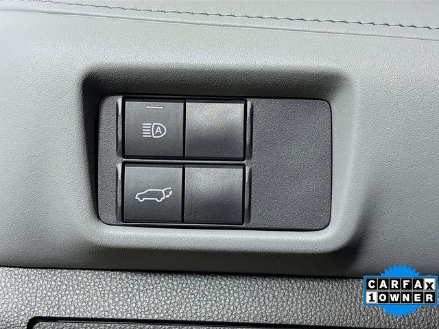 2021 Toyota Highlander Vehicle Photo in Puyallup, WA 98371