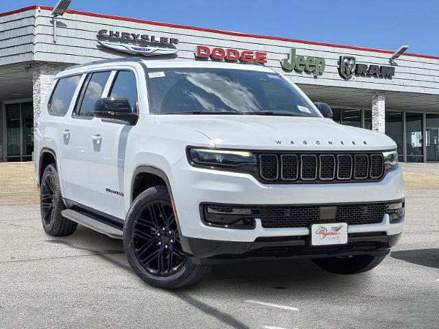 2025 Jeep Wagoneer L Vehicle Photo in Ennis, TX 75119-5114