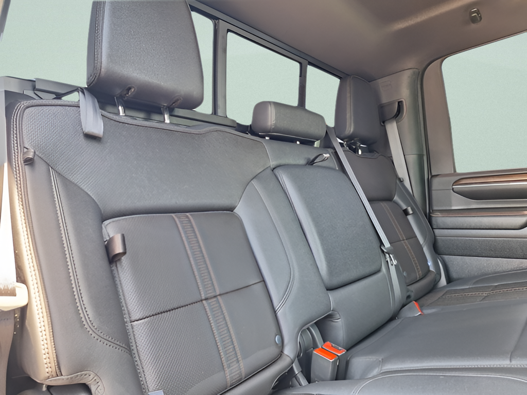 2024 Chevrolet Silverado 2500 HD photo 26 of 30