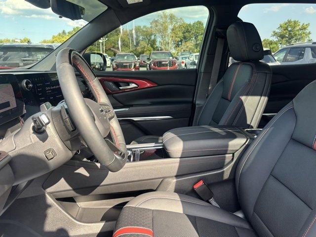 2025 Chevrolet Traverse Vehicle Photo in ROCHESTER HILLS, MI 48307-2741