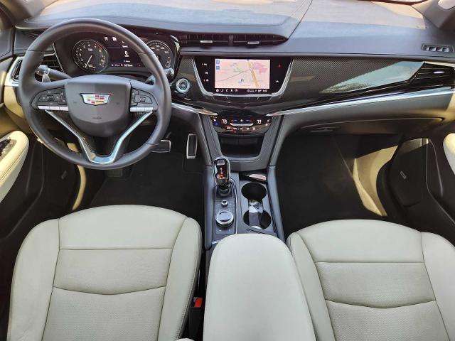 2023 Cadillac XT6 Vehicle Photo in DENTON, TX 76210-9321