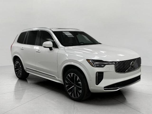 2026 Volvo XC90 Vehicle Photo in Neenah, WI 54956