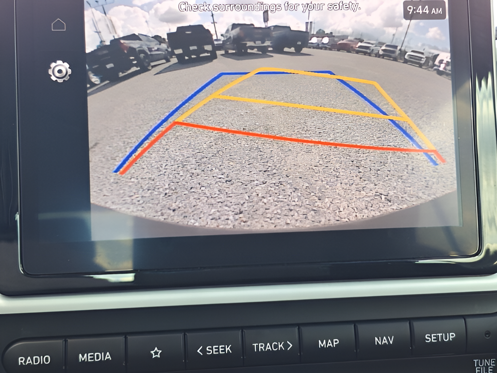 2024 Hyundai Venue Limited - 11