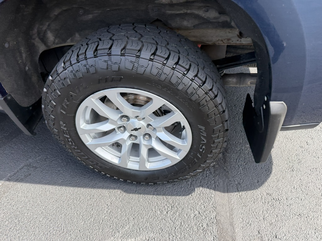 2020 Chevrolet Silverado 1500 photo 13 of 33