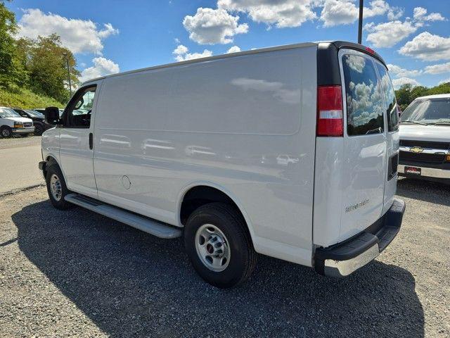 2023 GMC Savana Cargo Van Vehicle Photo in Pleasant Hills, PA 15236