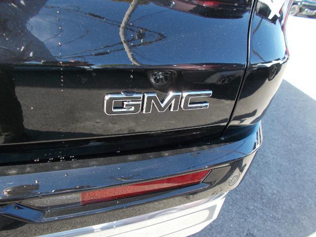 2026 GMC Acadia Vehicle Photo in LOWELL, MA 01852-4336