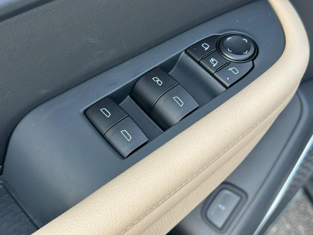 2026 Buick Enclave Vehicle Photo in COLUMBIA, MO 65203-3903