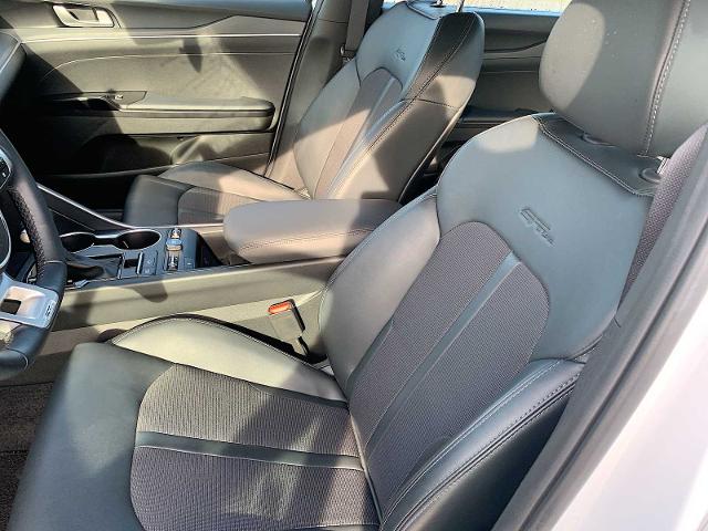2024 Kia K5 Vehicle Photo in MOON TOWNSHIP, PA 15108-2571