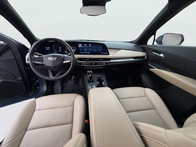 2024 Cadillac XT4 Vehicle Photo in LEOMINSTER, MA 01453-2952