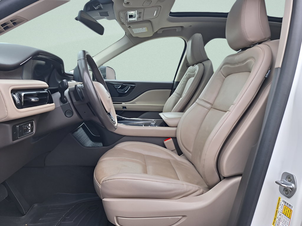 2023 Lincoln Aviator photo 13 of 36
